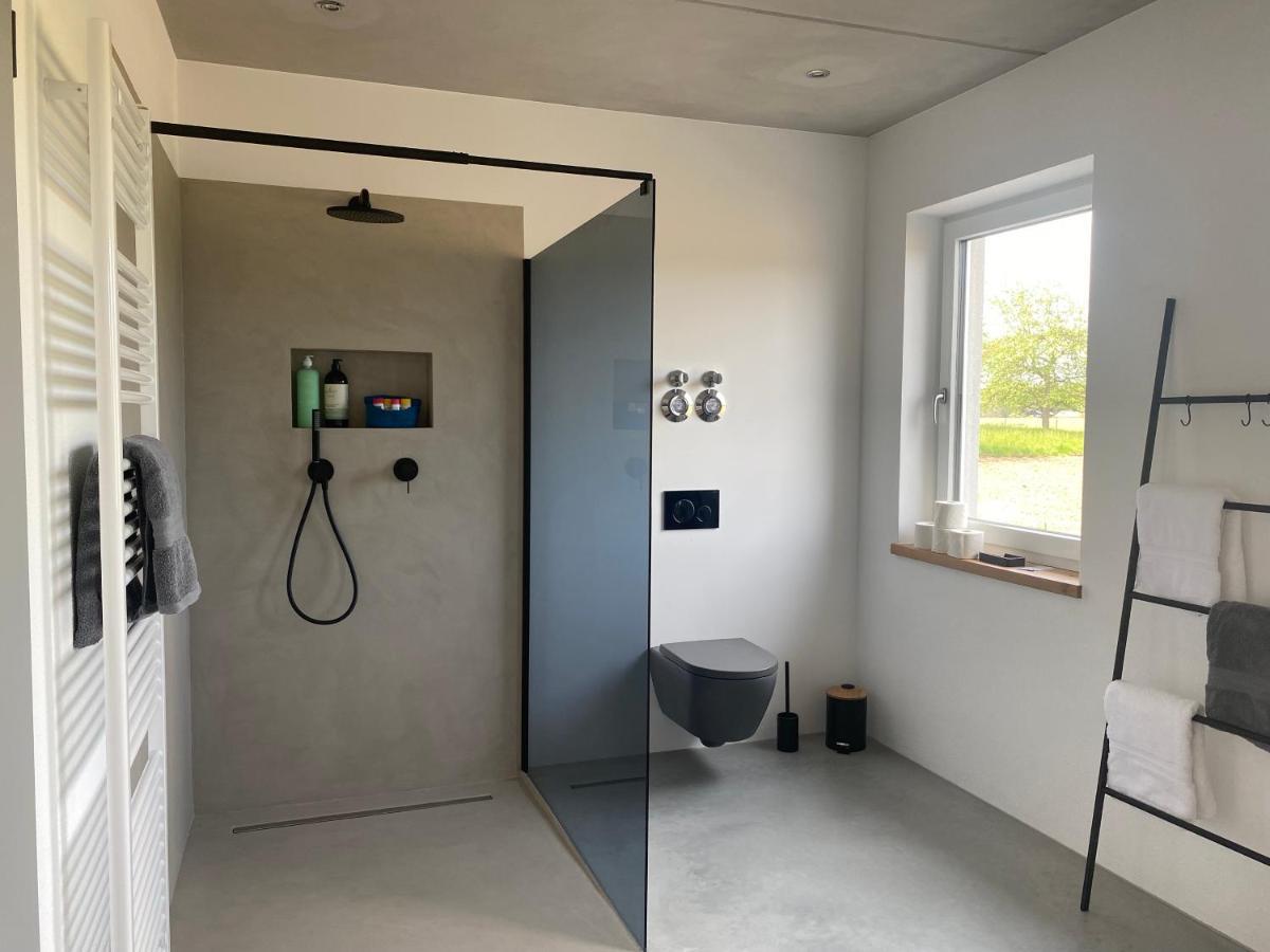Neubau Gruener Wolpertinger Designwhg 106Qm Barrierefrei Daire Breitbrunn am Chiemsee Dış mekan fotoğraf