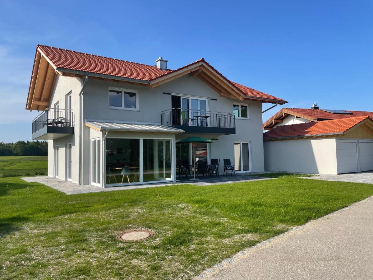 Neubau Gruener Wolpertinger Designwhg 106Qm Barrierefrei Daire Breitbrunn am Chiemsee Dış mekan fotoğraf